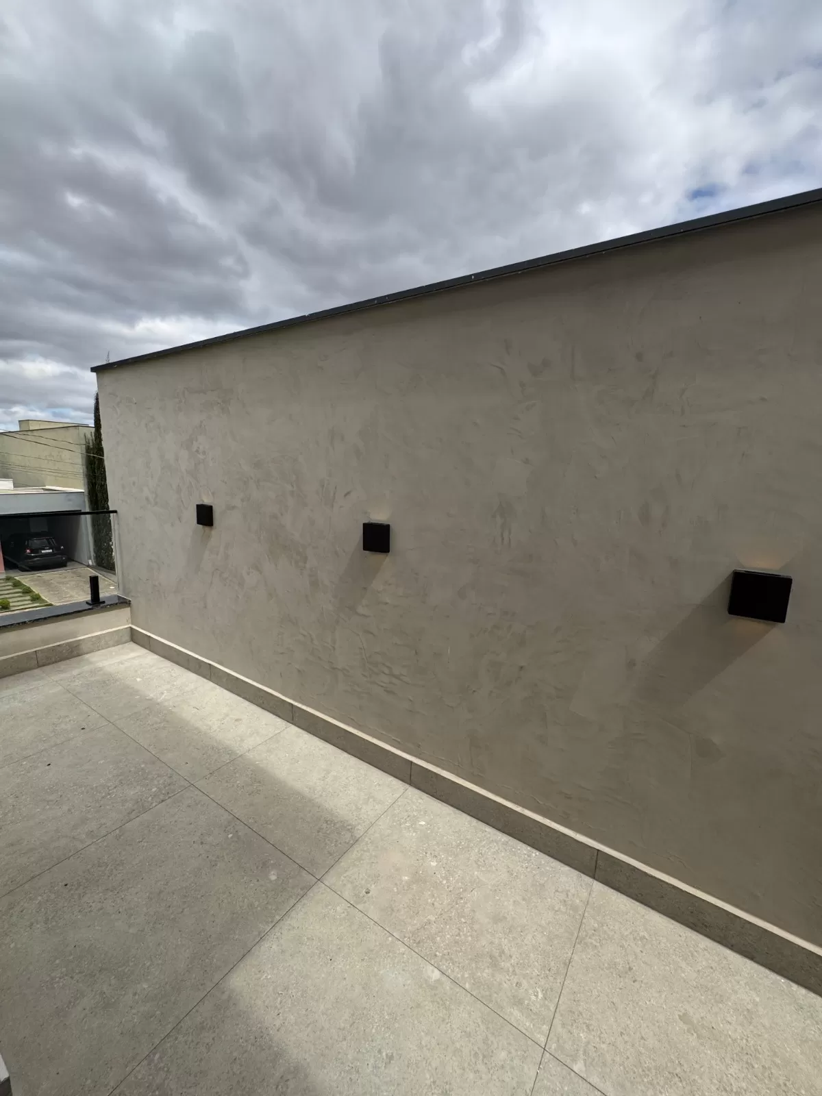 Sobrado à Venda com 3 suítes sendo 1 master, escritório e área gourmet com piscina, 208m² no Condomínio Reserva Ipanema em Sorocaba/SP