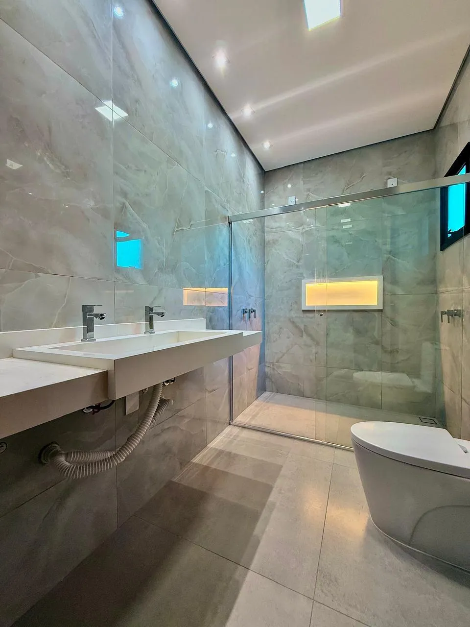 Casa Térrea à Venda com 3 dormitórios sendo 1 suíte e área gourmet com piscina, 136m² no Condomínio Reserva Ipanema em Sorocaba/SP