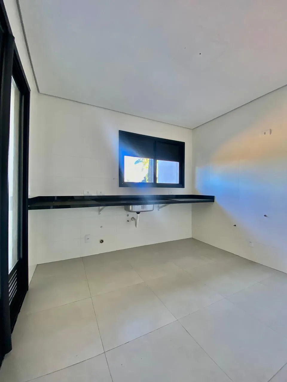 Apartamento à Venda com 3 dormitórios sendo 1 suíte e varanda gourmet, 116m² no Condomínio Residencial Olga Botanique em Sorocaba/SP