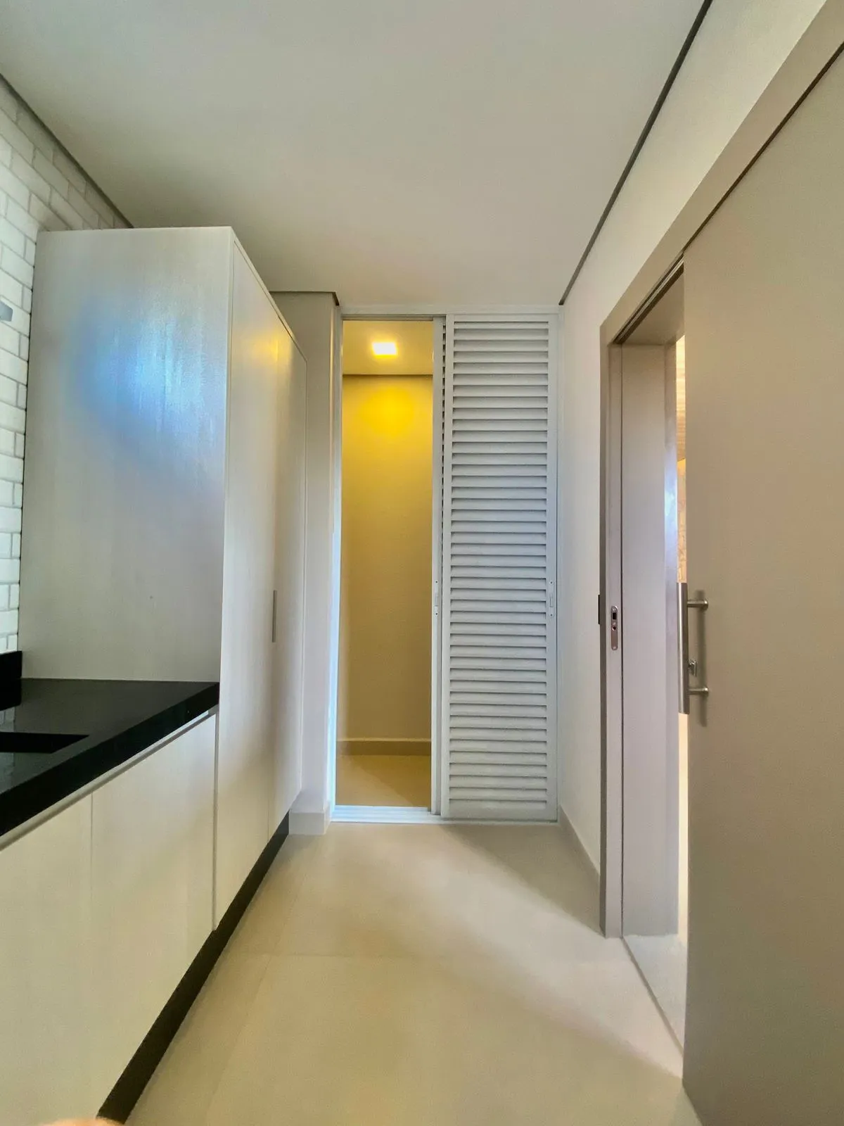 Casa Térrea à Venda com 3 suítes sendo 1 master com closet, área gourtmet com piscina e terraço, 403m² no Condomínio Fazenda Jequitibá em Sorocaba/SP