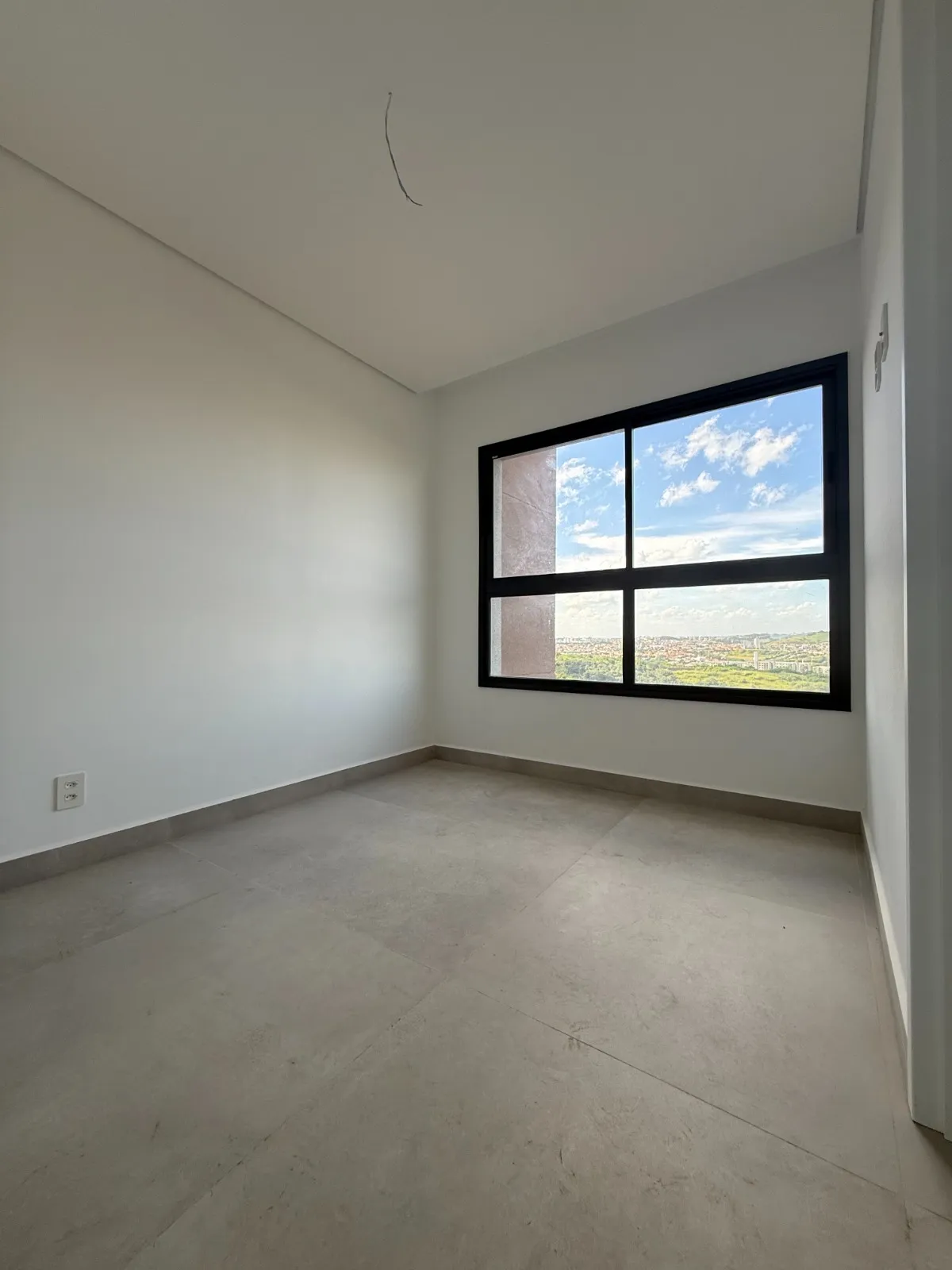 Apartamento à Venda com 3 suítes sendo 1 master, escritório e ampla vista livre, 128m² no Condomínio Alameda JK em Votorantim/SP