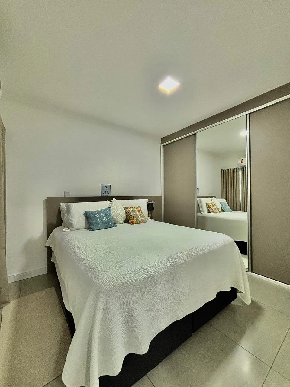 Apartamento à Venda com 3 dormitórios sendo 1 suíte, área social integrada e ótima localização, 80m² no Condomínio Nature Residencial Clube