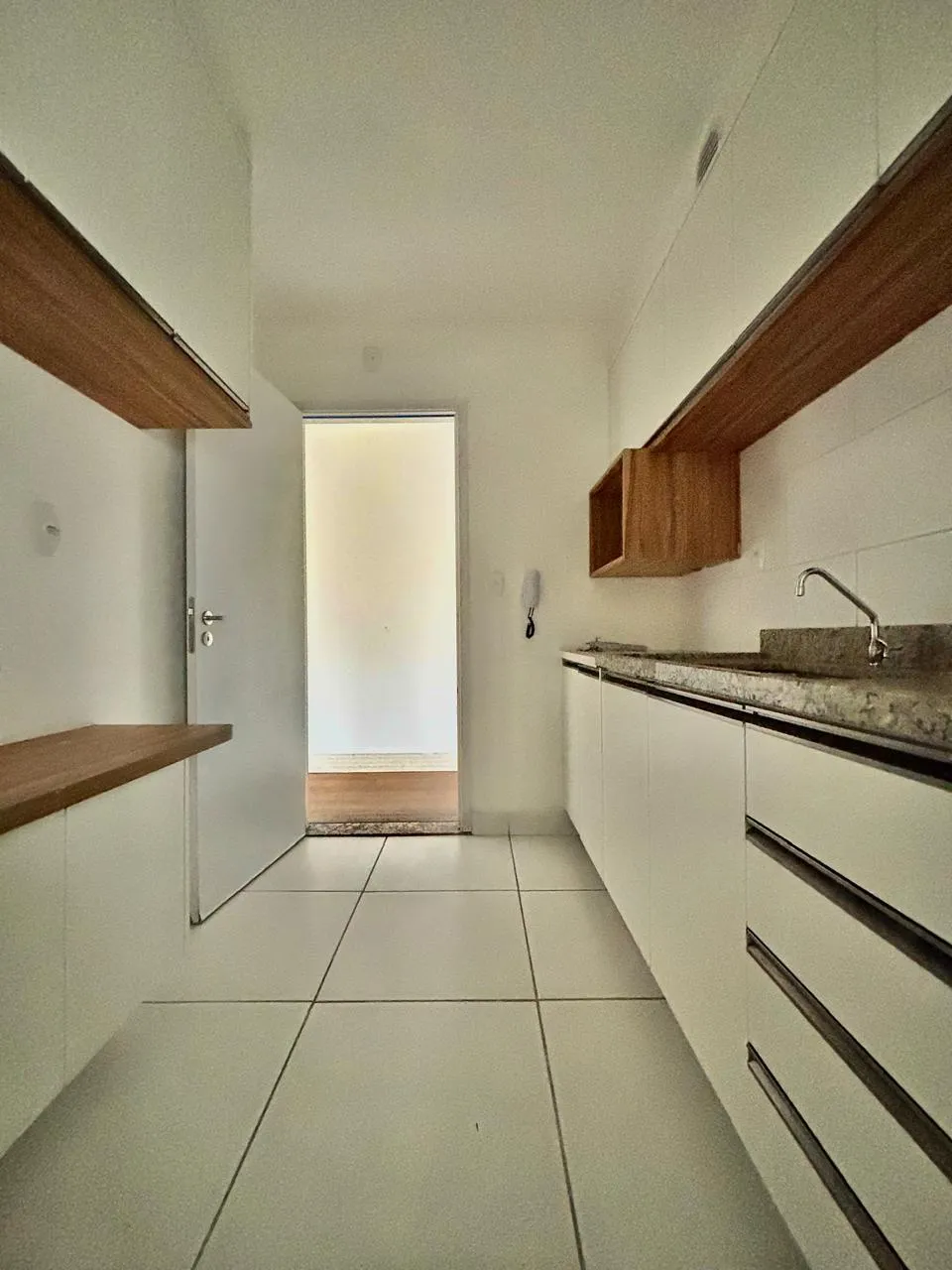 Apartamento à Venda com 3 dormitórios sendo 1 suíte e ótima área social integrada, 80m² no Condomínio Nature Residencial Clube