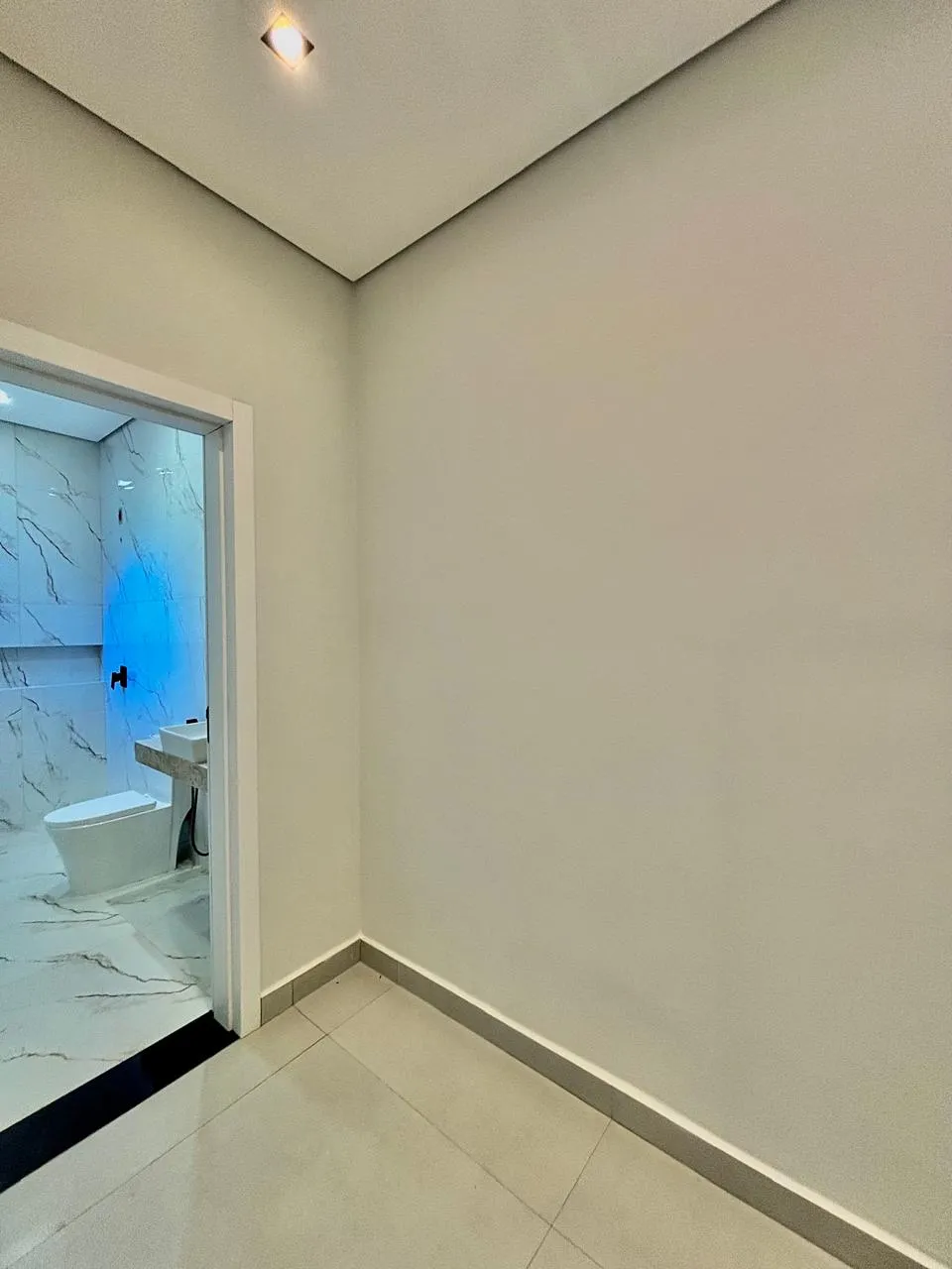 Casa Térrea à Venda com 3 dormitórios sendo 1 suíte e área gourmet com churrasqueira, 140m² em um terreno de 200m² no Condomínio Reserva Ipanema em Sorocaba/SP