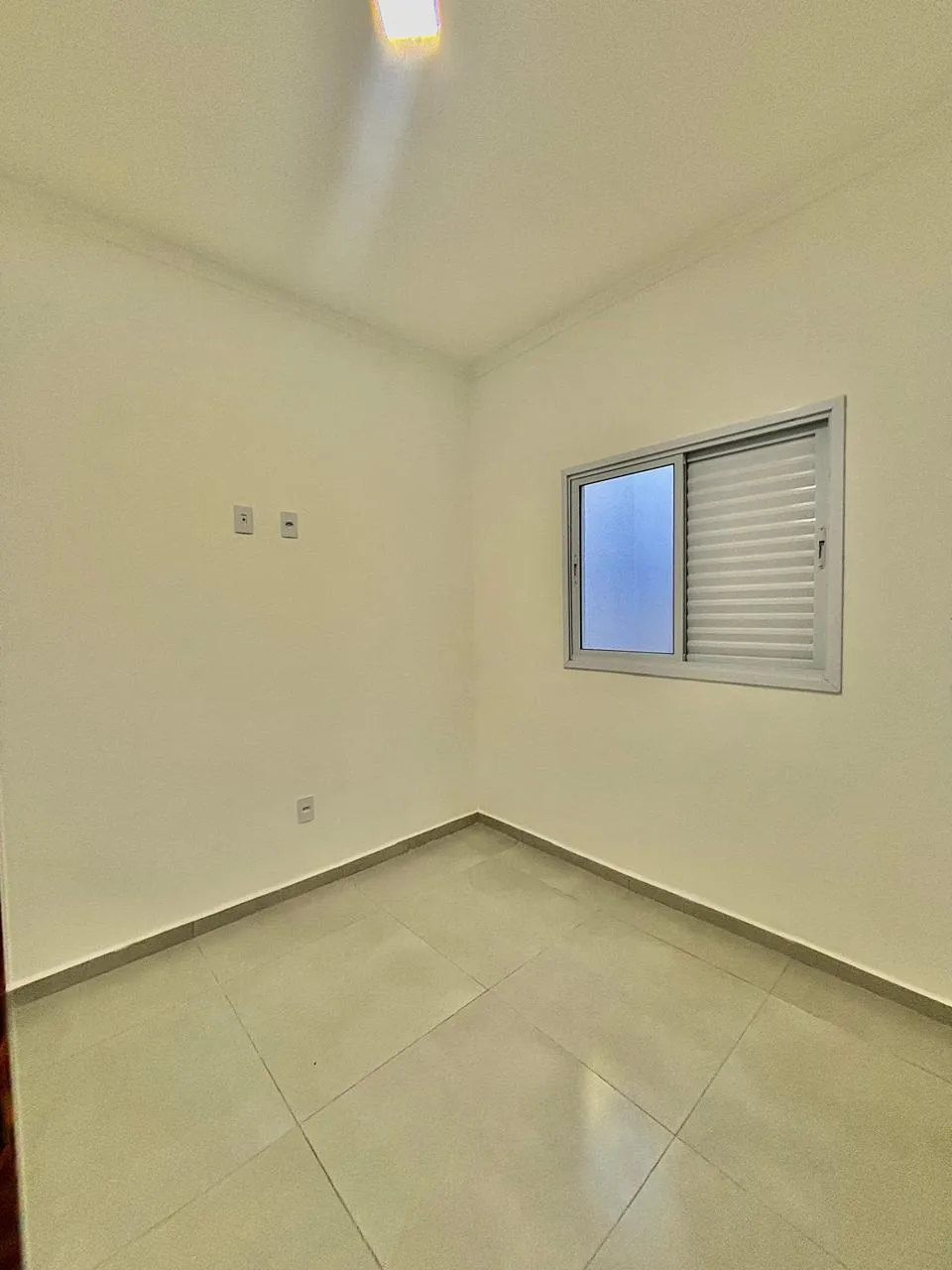 Casa Térrea à Venda com 3 dormitórios sendo 1 suíte e ampla área gourmet com churrasqueira, 100m² em um terreno de 152m² no Condomínio Horto Florestal Villagio em Sorocaba/SP