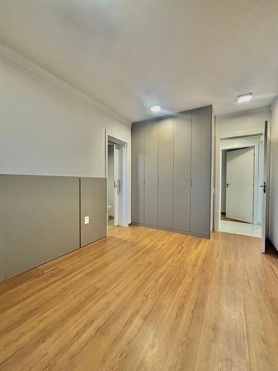 Apartamento à Venda com 3 suítes, modulados e ampla área gourmet com churrasqueira e vista incrível, 104m² no Condomínio Best View Campolim em Sorocaba/SP