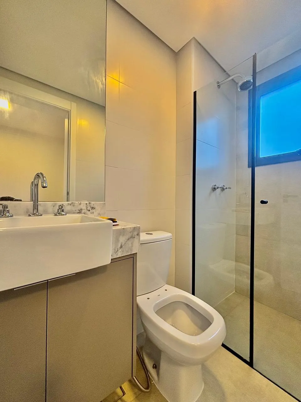 Apartamento à Venda com 3 suítes, modulados e ampla área gourmet com churrasqueira e vista incrível, 104m² no Condomínio Best View Campolim em Sorocaba/SP