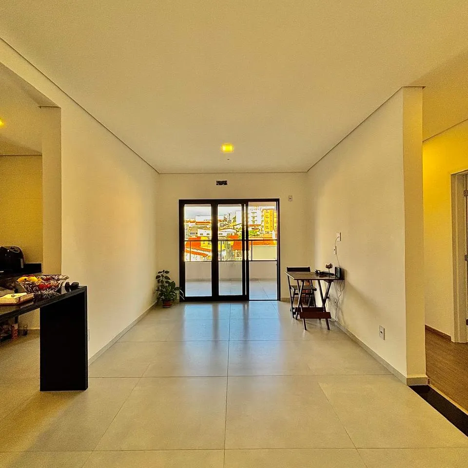 Apartamento à Venda com 3 dormitórios sendo 2 suítes e varanda gourmet, 112m² no Condomínio Alpha Versailles em Sorocaba/SP