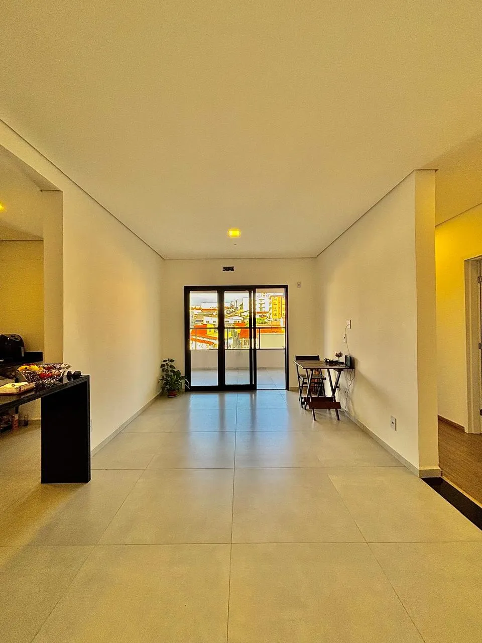 Apartamento à Venda com 3 dormitórios sendo 2 suítes e varanda gourmet, 112m² no Condomínio Alpha Versailles em Sorocaba/SP