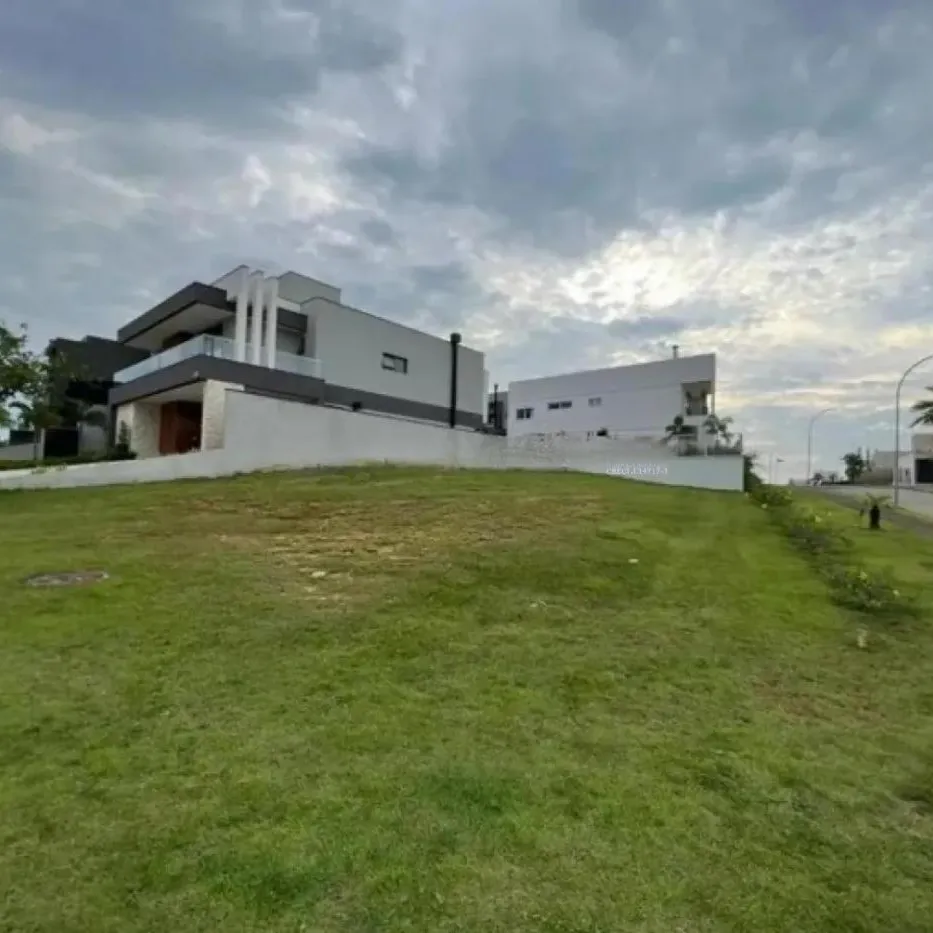 Terreno à Venda com 455m² no Condomínio Alphaville Nova Esplanada 3 em Votorantim/SP