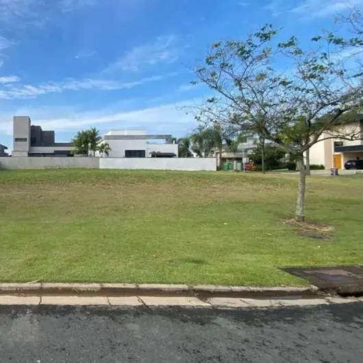 Terreno à Venda com 474m² no Condomínio Alphaville Nova Esplanada 3 em Votorantim/SP
