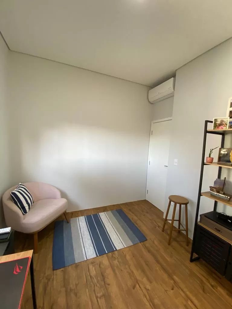 Sobrado à Venda com 4 quartos, 1 suíte e piscina, 304m² em Sorocaba/SP no Condomínio Vale do Lago