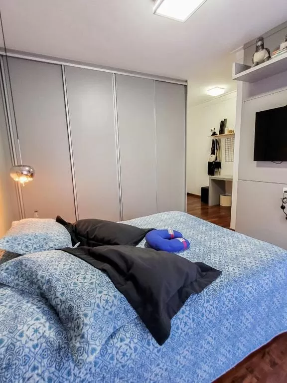 Sobrado à Venda Próximo à Prefeitura de Sorocaba no Alto da Boa Vista com 3 suítes e piscina, 278m² em Sorocaba/SP no Condomínio Colinas do Sol