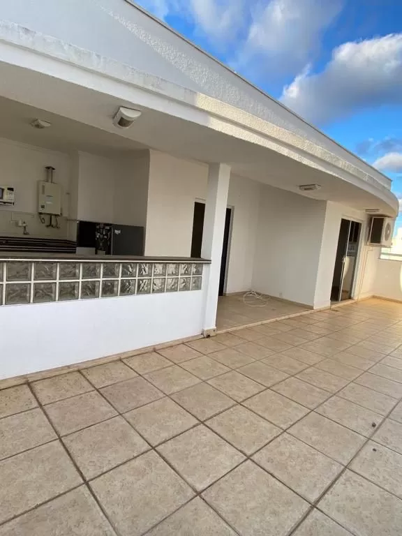 Apartamento Duplex na Cobertura à Venda com 3 quartos sendo 2 suítes e área gourmet, 130m² em Sorocaba/SP no Edifício Tropical