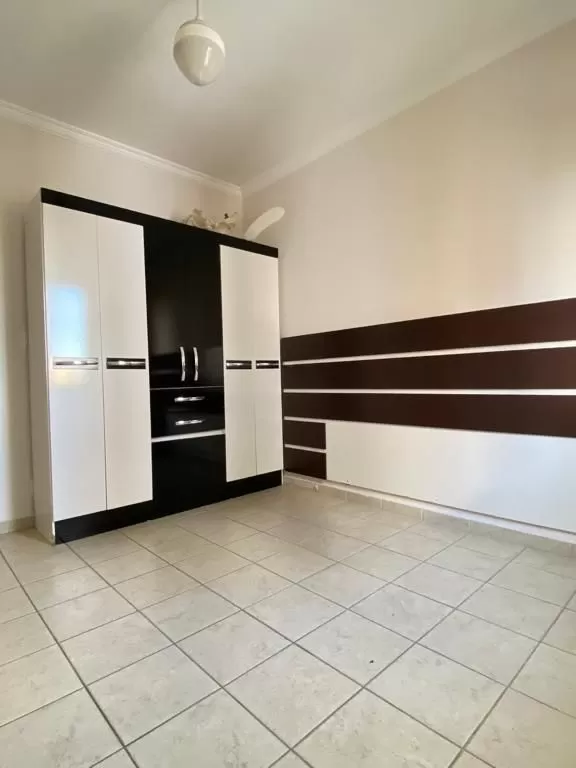 Apartamento Duplex na Cobertura à Venda com 3 quartos sendo 2 suítes e área gourmet, 130m² em Sorocaba/SP no Edifício Tropical