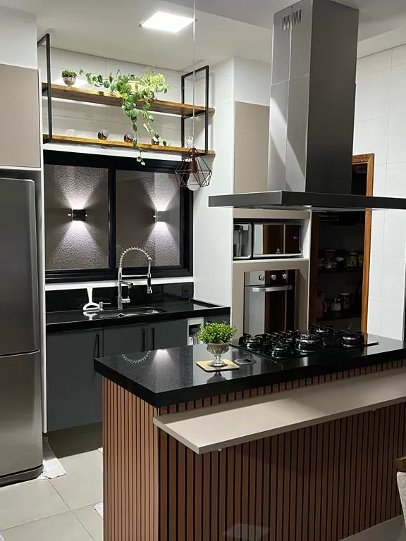 Sobrado Mobiliado à Venda com 3 quartos sendo 1 suíte, 164m² em Sorocaba/SP no Condomínio Horto Florestal Villagio