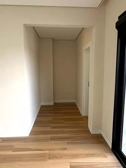 Casa à Venda com 4 suítes e escritório, 357m² em Votorantim/SP no Condomínio Alphaville Nova Esplanada