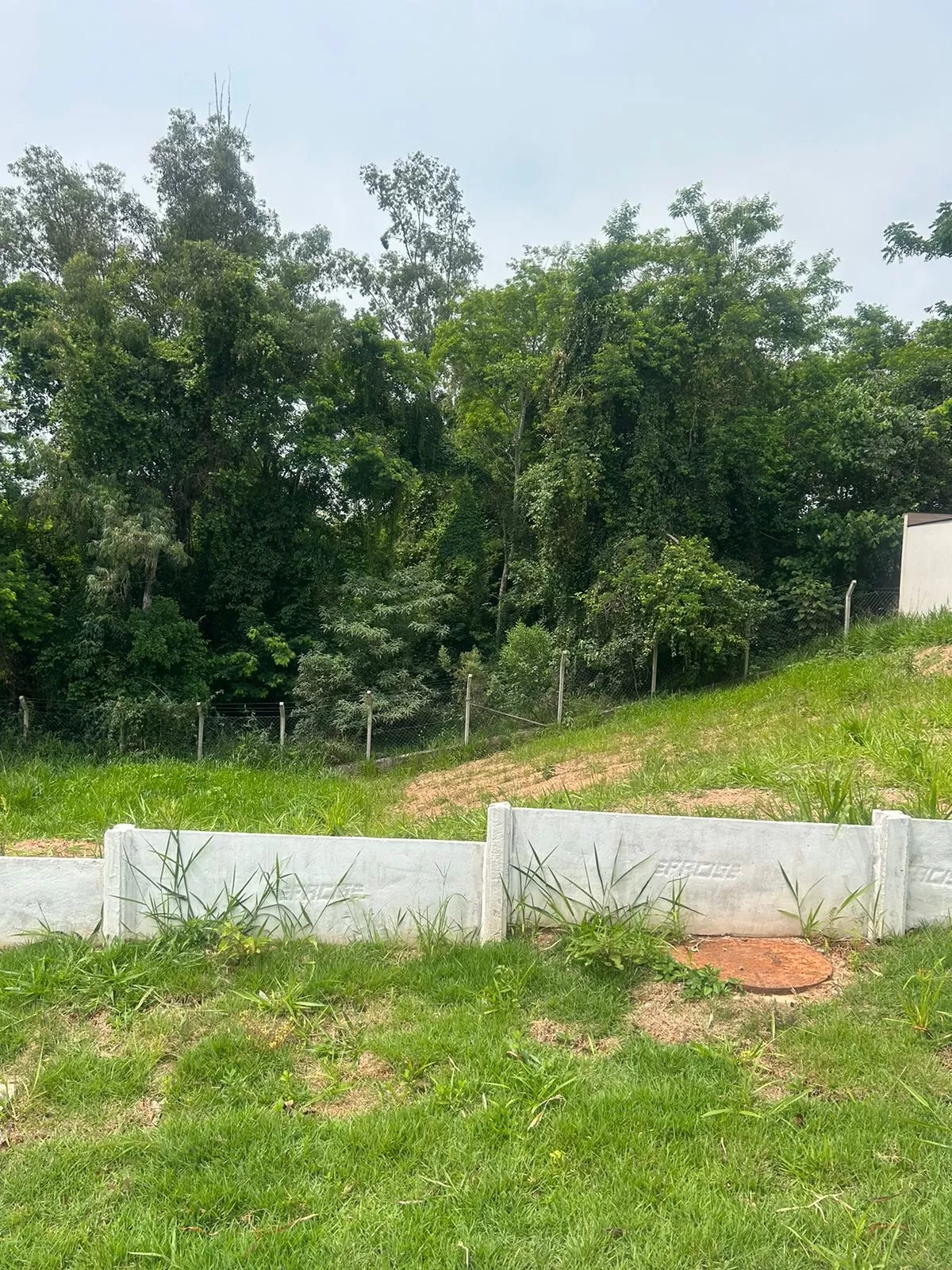 Terreno à Venda no Condominio Vale Azul - Votorantim/SP