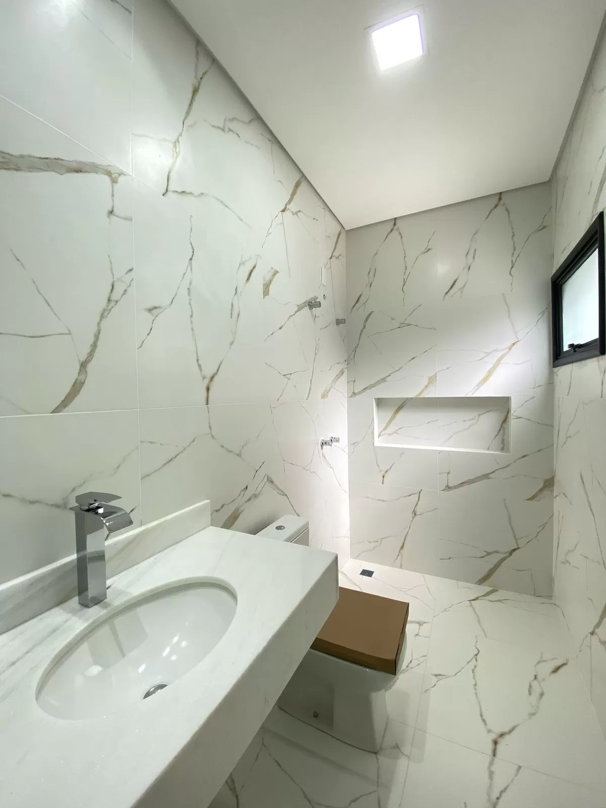 Casa à Venda no Condomínio Villagio Wanel em Sorocaba/SP