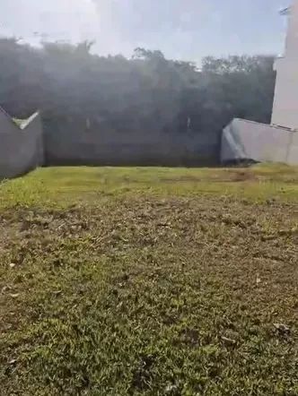 Terreno à Venda com topografia leve declive, 432m² no Condomínio Alphaville Nova Esplanada 1 em Votorantim/SP