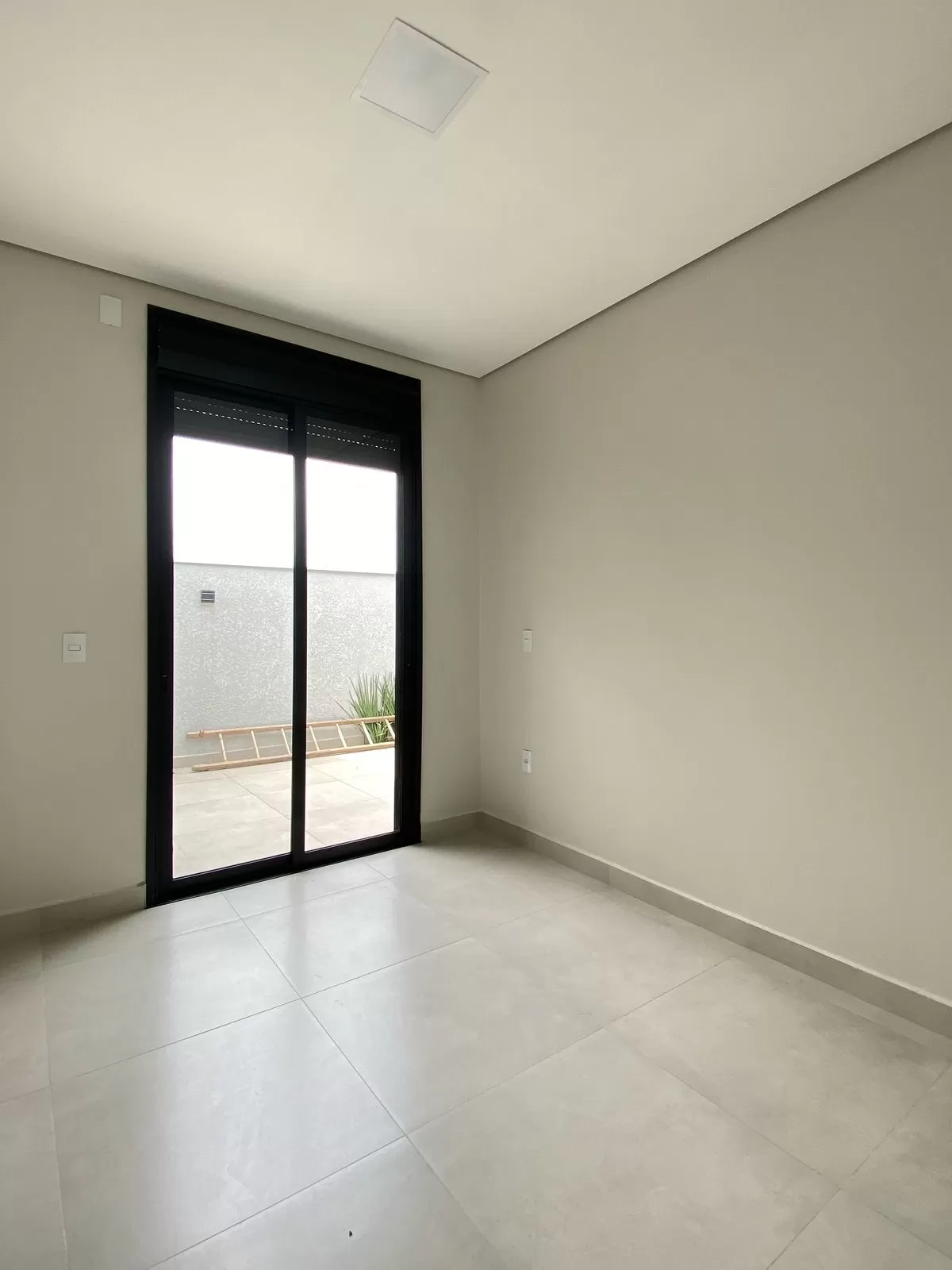 Linda Casa à Venda no Condomínio Villagio Wanel em Sorocaba/SP