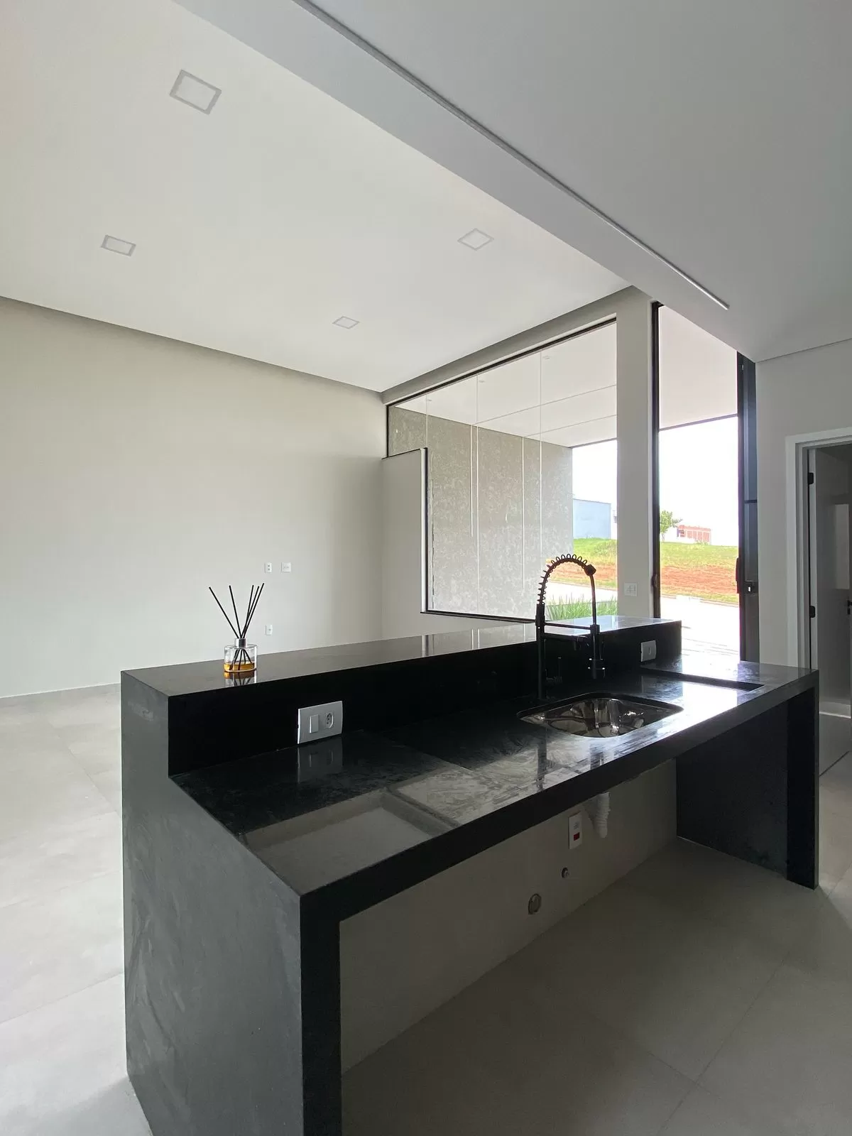 Linda Casa à Venda no Condomínio Villagio Wanel em Sorocaba/SP