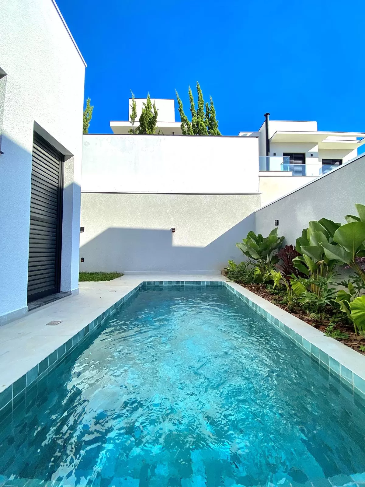 Casa à Venda com 3 suítes, escritório e área gourmet com piscina, 166m² no Condomínio Cyrela Landscape em Votorantim/SP