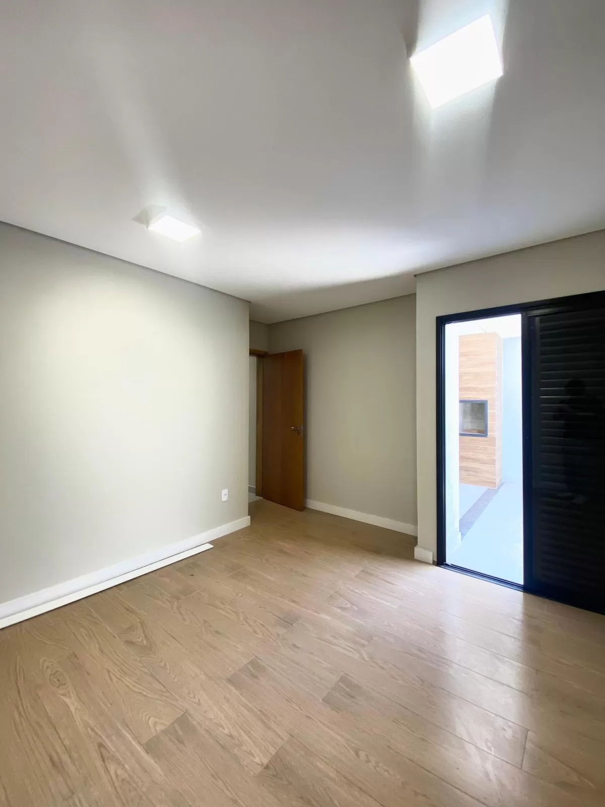 Casa Térrea à Venda com 3 dorm. sendo 1 suíte, 115m² em Sorocaba/SP no Condomínio Terras de São Francisco