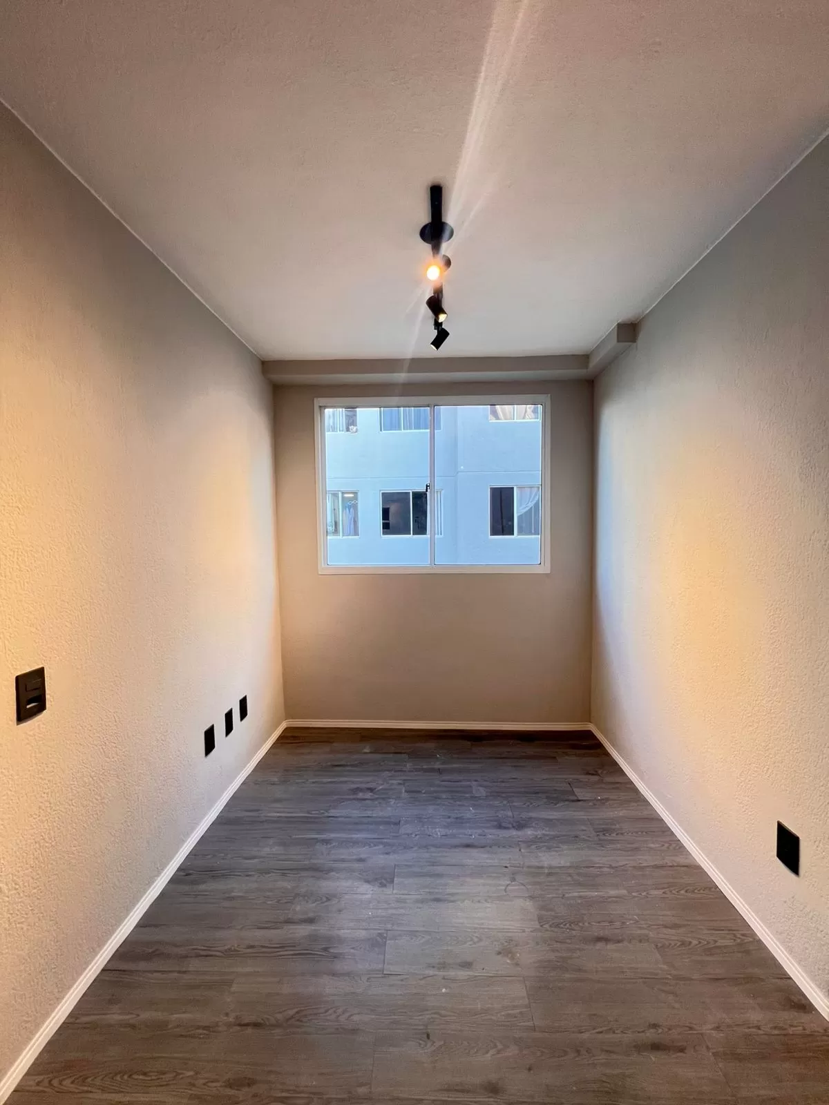 Apartamento à Venda com 2 quartos e acabamento moderno, 47m² em Votorantim/SP no Condomínio Residencial Conquista